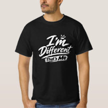 個性的な私 Tシャツ | 太字 ユニークなタイポグラフィ