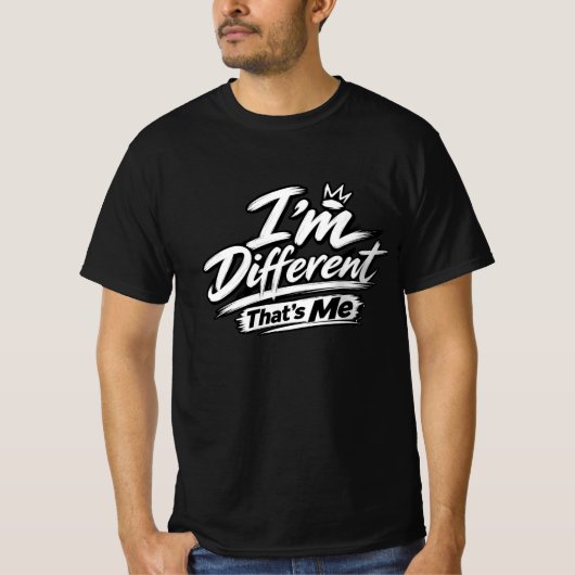 個性的な私 Tシャツ | 太字 ユニークなタイポグラフィ (正面)