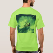 倍はウィンドサーフィンをします味方しました Tシャツ (裏面)