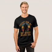 偏屈な冗談を言う – サスカッチ信者 トライブレンドＴシャツ (正面全面)