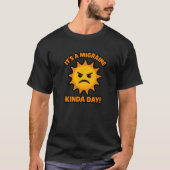 偏頭痛な一日 Tシャツ (正面)