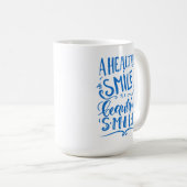 健康なスマイルは美しいスマイルです コーヒーマグカップ (正面右)