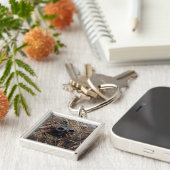 偵察の観察者は観察技術を実践する キーホルダー (側面)