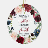偶然の私たち姉妹のパーソナライズされた素朴フローラ セラミックオーナメント (左)