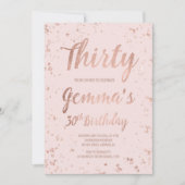 偽のローズゴールドの紙吹雪が散りばめられた30歳の誕生日名前 招待状 (正面)