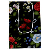 偽の刺繍が施された赤と青の花 ミディアムペーパーバッグ (裏面)