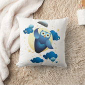 傘で飛んでいるかわいいフクロウ クッション (ブランケット)