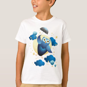 傘で飛んでいるかわいいフクロウ Tシャツ