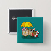 傘とレッドチョコレートボックスが付いたかわいいフクロウ好き 缶バッジ (正面&裏面)