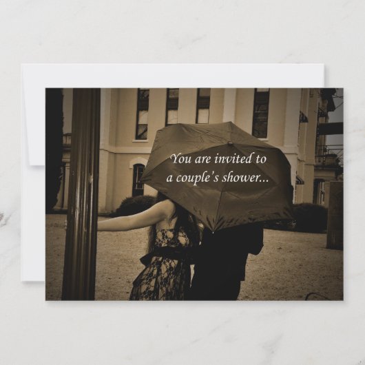 傘のカップルのジャックおよびジルのシャワーの招待状 招待状 (正面)