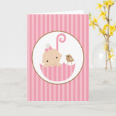傘の中のピンクのベビーベビーシャワー カード (黄色い花)