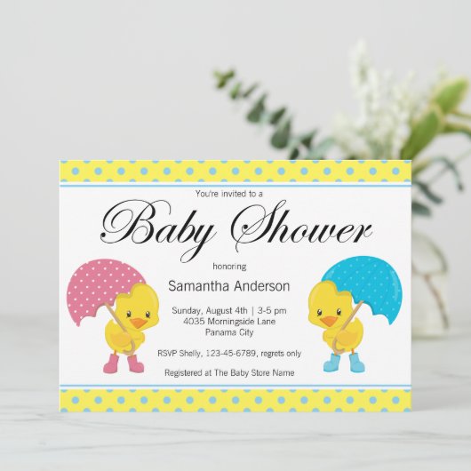 傘の赤ちゃんシャワー付き女の子と男の子のダッキー(アヒルちゃん) 招待状 (スタンド正面)