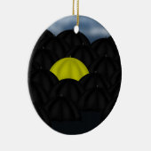 傘の黒海に黄色 セラミックオーナメント (右)