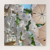 傘を雨が降ります676部分のパズル ジグソーパズル (横)