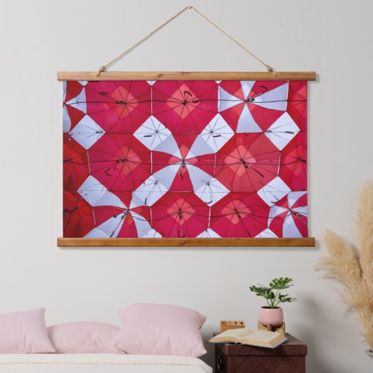 傘赤と白天井を開く 吊り下げ型タペストリー (寝室)