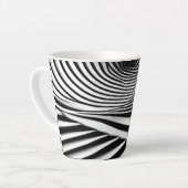 催眠術の黒白スパイラルイリュージョンアート カフェラテマグ (左アングル)