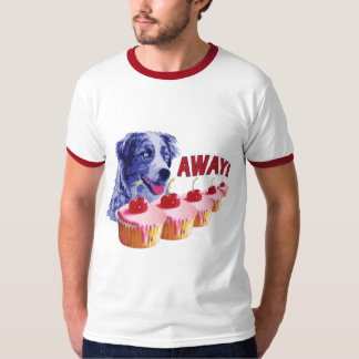 催眠術をかけられた-汚れカップケーキ犬-遠くに! Tシャツ