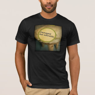 傷ついてもかわいい Tシャツ