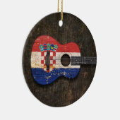 傷付けられ、擦り切れたなクロアチアの旗のアコースティックギター セラミックオーナメント (右)