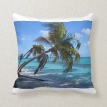 傾けられたヤシの木-白