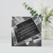 傾斜した不規則な長方形、黒と派手な灰色 招待状 (スタンド正面)