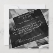 傾斜した不規則な長方形、黒と派手な灰色 招待状 (裏面)