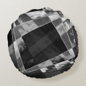 傾斜または引き伸ばされた長方形、黒い派手な灰色 ラウンドクッション (裏面)