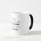 働きづらいほどやる気が出る モーフィングマグカップ (正面右)