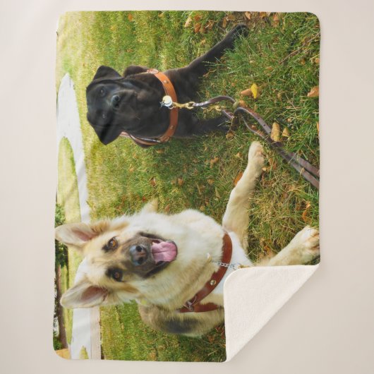 働く女の子 シェルパブランケット (正面)