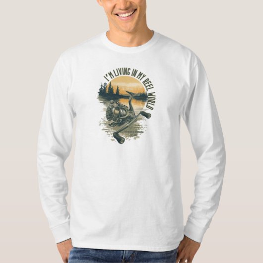 僕のリールな世界で生きてる | フィッシングレイク Tシャツ (正面)