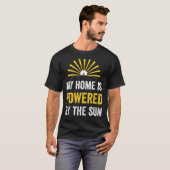 僕の家は太陽の力で国へ帰る Tシャツ (正面フル)