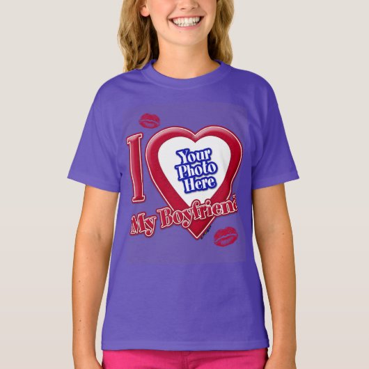 僕の彼氏が好き フォト 赤いハート キス 紫 Tシャツ (正面)