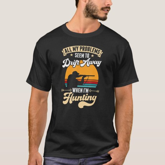 僕の悩みは全て狩りをしているときには消えてしまう Tシャツ (正面)