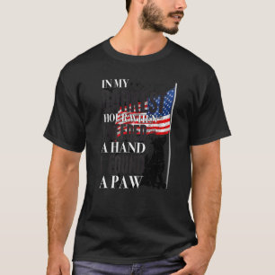 僕の最も暗い時間に手を伸ばして一息ついた Tシャツ