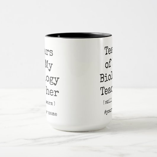 僕の生物学の涙がまだ温かい先生おもしろい マグカップ (中央)