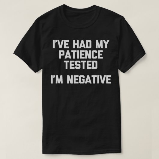 僕は忍耐力で僕の病気を負かしたおもしろい Tシャツ (デザイン正面)