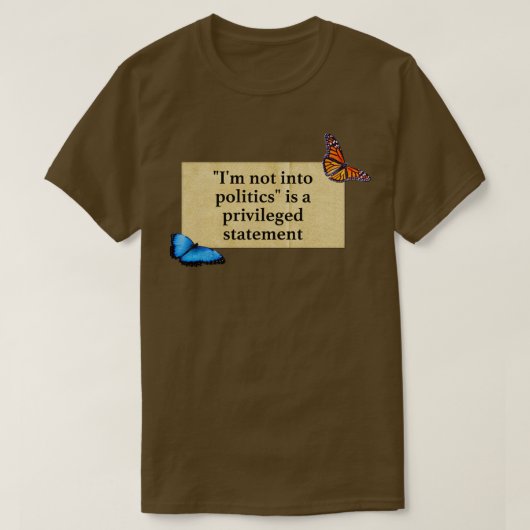 僕は政治に携わらぬ者は特権的な言明だ Tシャツ (デザイン正面)