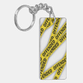 僕は警察のテープが通らないように怒っている キーホルダー (正面左)