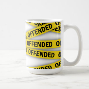 僕は警察のテープが通らないように怒っている コーヒーマグカップ