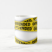 僕は警察のテープが通らないように怒っている モーフィングマグカップ (中央)