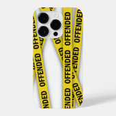 僕は警察のテープが通らないように怒っている iPhoneケース (裏面)