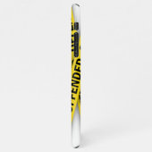 僕は警察のテープが通らないように怒っている iPhoneケース (左側)