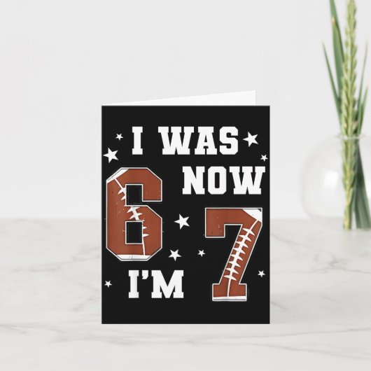 僕は6歳から7歳になる フットボール テーマ 7歳の誕生日 カード (正面)