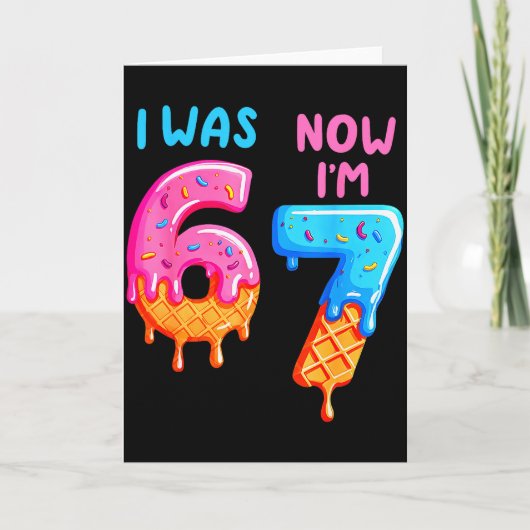 僕は6歳、今は7歳 67 ６と７の誕生日 子ども、少年、少女のための カード (正面)