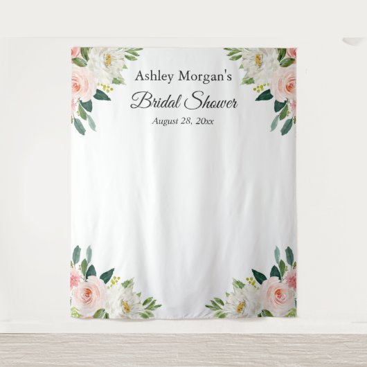 優しいピンクの花のウェディングシャワー写真用背景 タペストリー (正面)