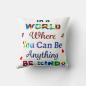 優しい世界で クッション (裏面)