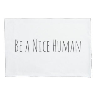 優しい人間である 親切なことわざを白で 枕カバー