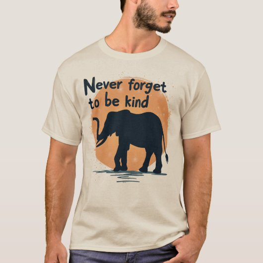優しい心を忘れないゾウの夕日シルエット Tシャツ (正面)