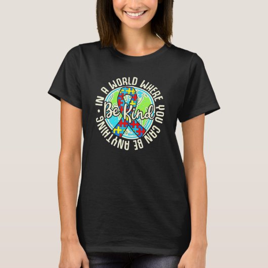 優しい気持ちで 自閉症啓発 パズルの地球 かわいい家族 Tシャツ (正面)