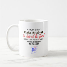 優れたデータアナリストのための名前入りギフト コーヒーマグカップ